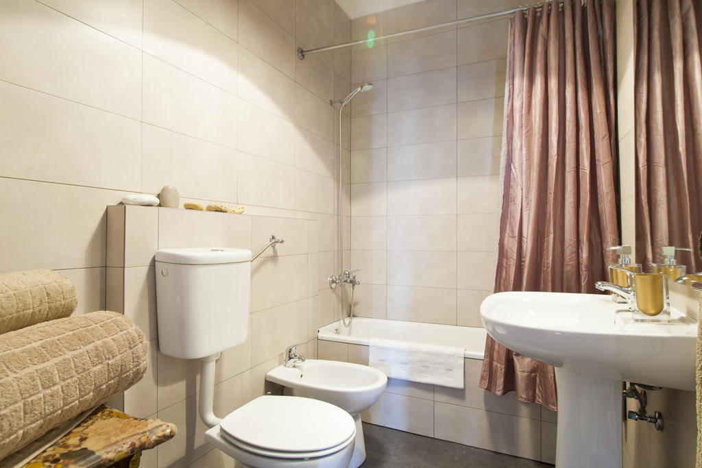 Bairrus Lisbon Apartments - Alfama Esterno foto