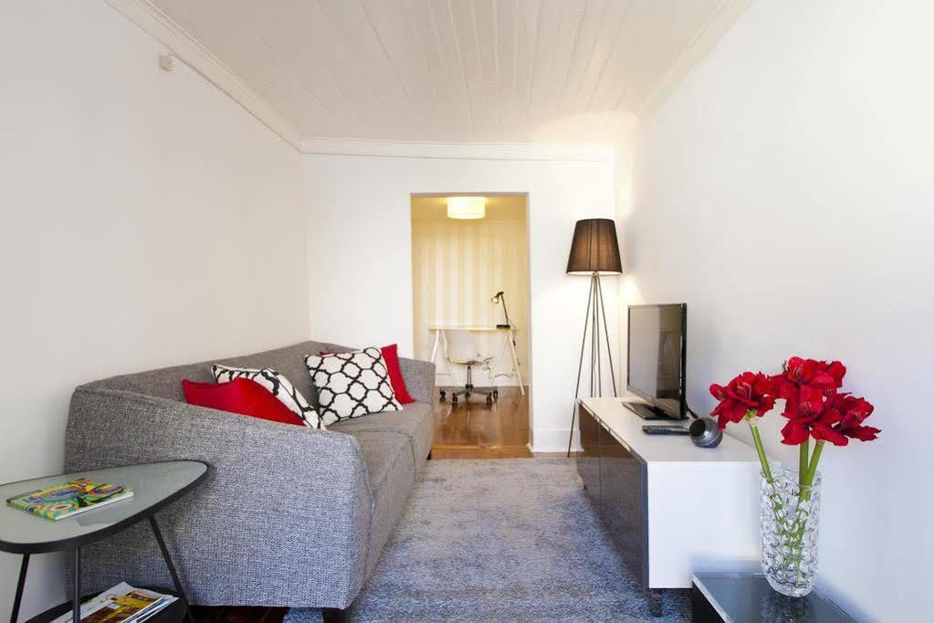 Bairrus Lisbon Apartments - Alfama Esterno foto